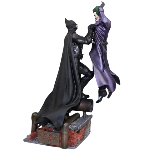 Batman vs Joker Action Figurine