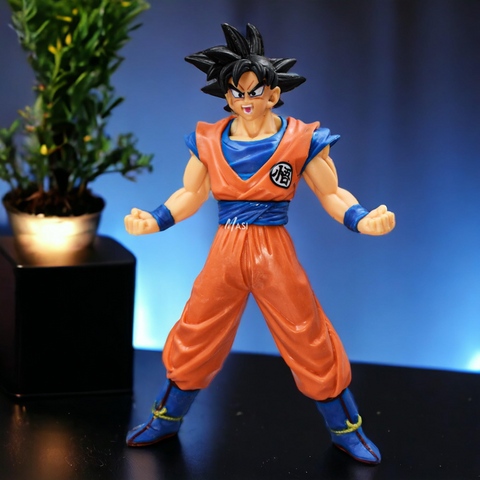 Goku Medium Figure